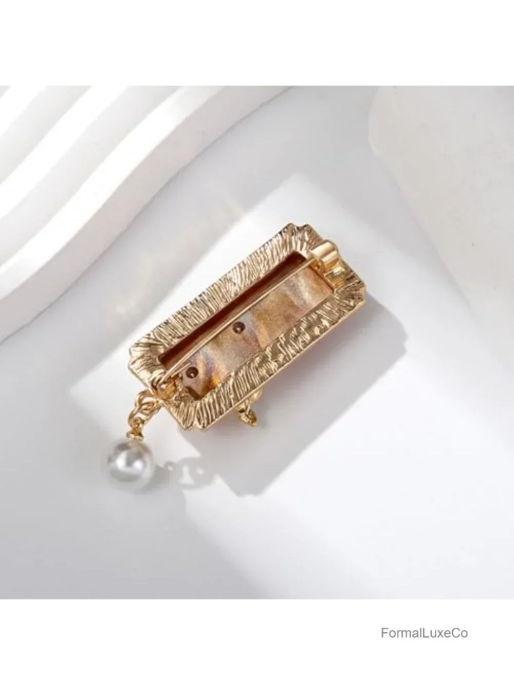 Geometric Square Rhinestone Crystal Brooch Pin for Women - Elegant Blazer Scarf